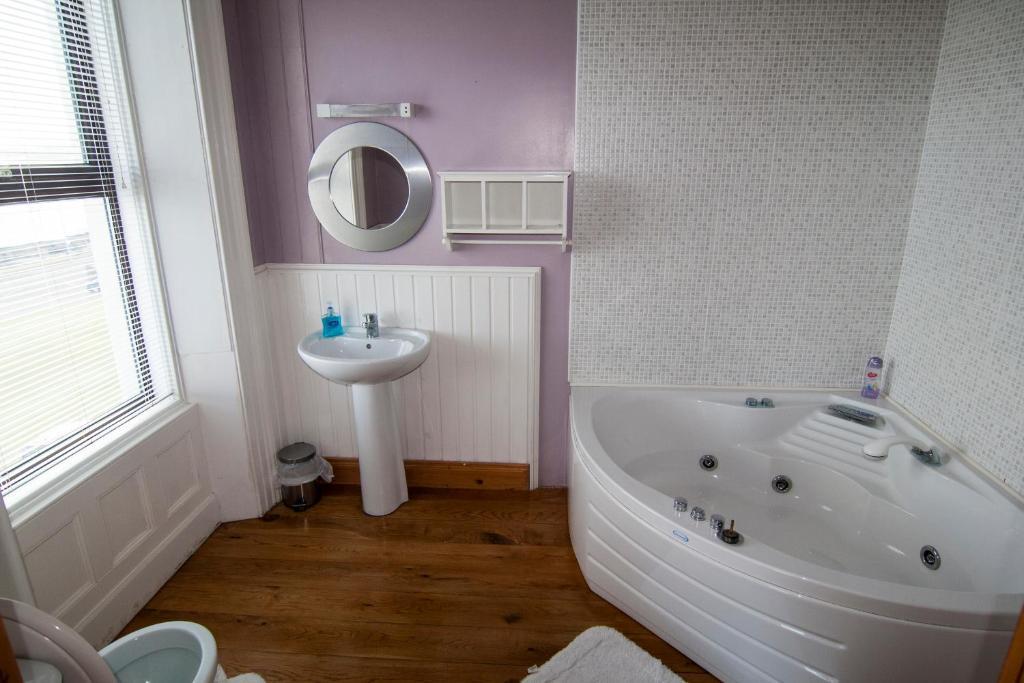 Clarmont Guest House Portrush Exteriér fotografie